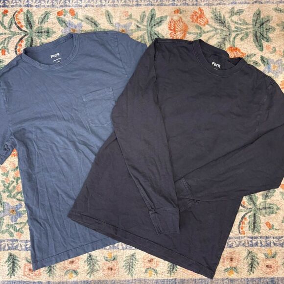 Perk Lot of 2 Shirts Mens Short and Long Sleeve‎ Gray Cotton - Picture 1 of 7